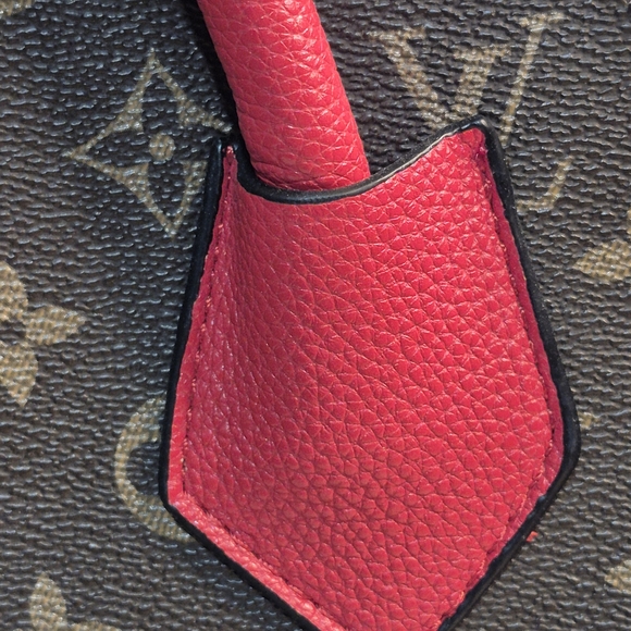 Louis Vuitton Red and Monogram Reversible Tote - Picture 4 of 16